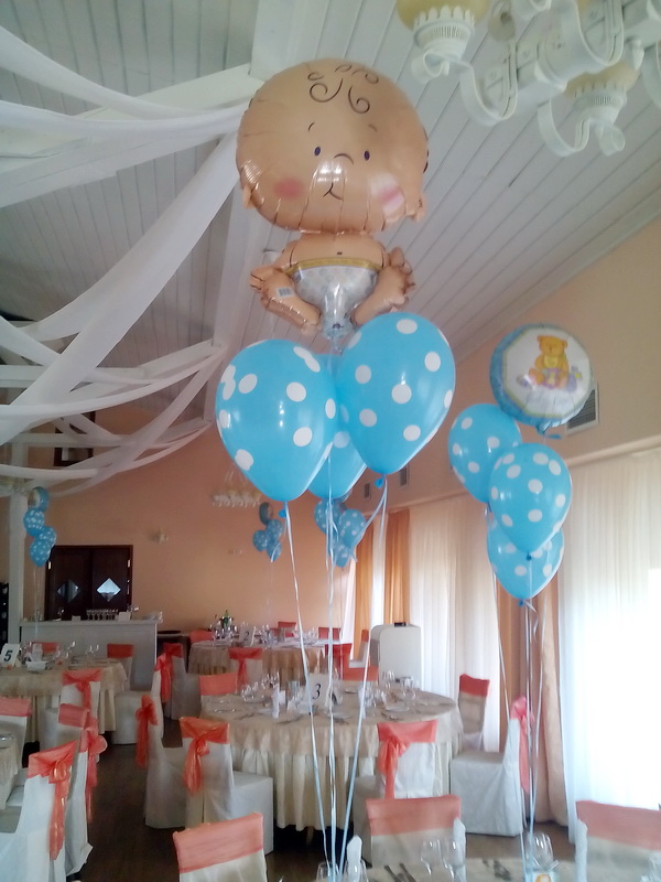 decoratiuni baloane botez